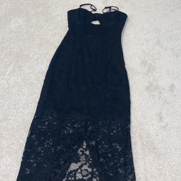 Dynamite lace dress XS 2/30$ - Picture 3 of 6